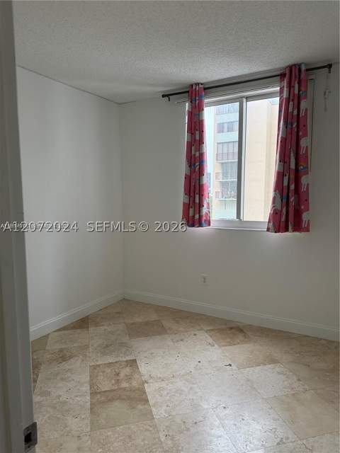 5091 NW 7th St 615, Miami FL - photo 19 of 37