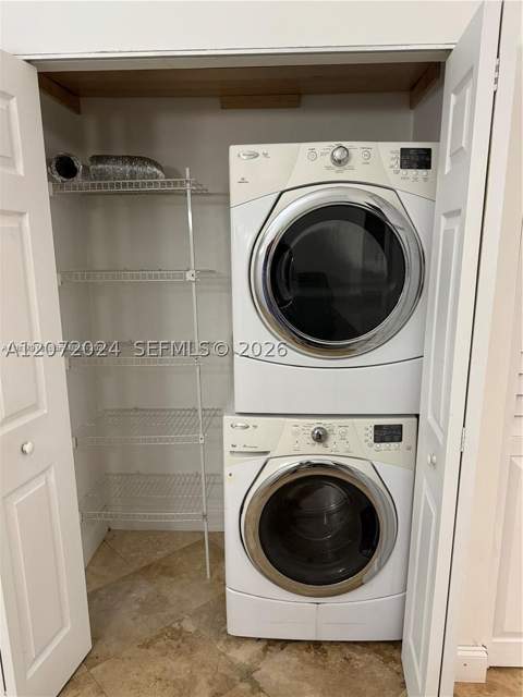 5091 NW 7th St 615, Miami FL - photo 6 of 37