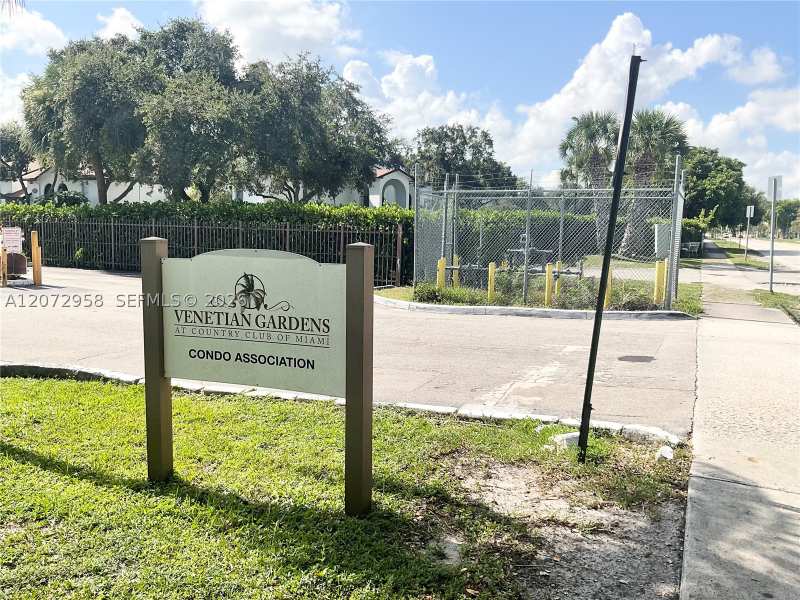 2 bedroom Condominium at 17901 NW 68th Ave T207, Venetian Gardens At Count, Hialeah — photo 1
