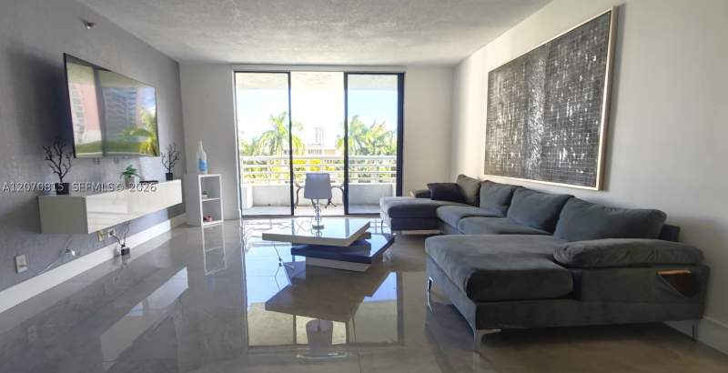 2 bedroom Condominium at 3300 NE 192nd St 517, Parc Central Aventura, Aventura — photo 3