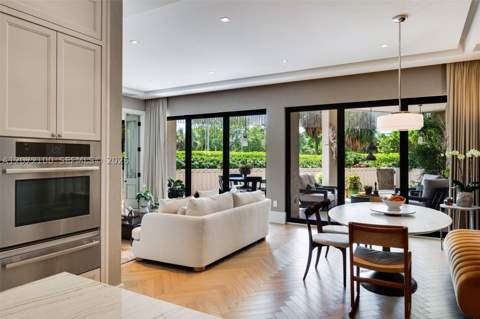 2901 S Bayshore Drive 1B, Miami FL - photo 10 of 52