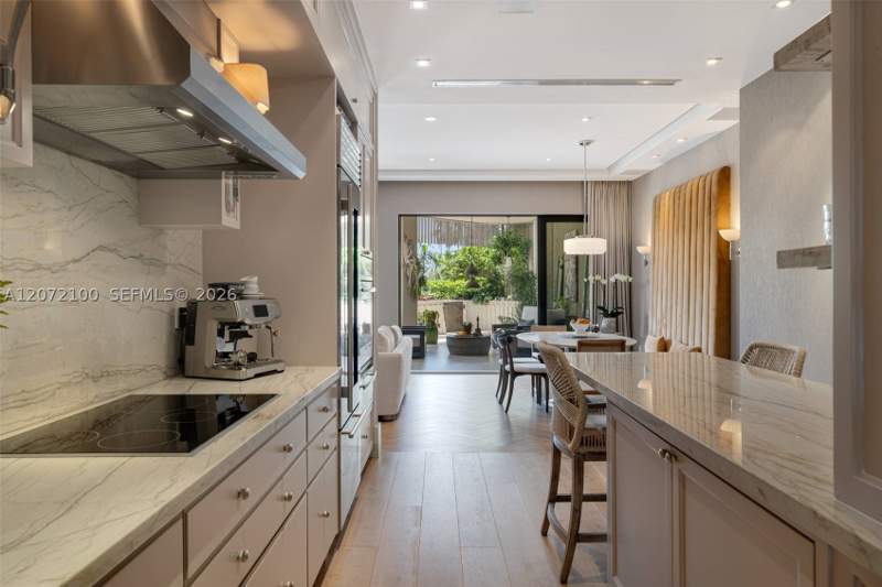 3 bedroom Condominium at 2901 S Bayshore Drive 1B, Yacht Harbour Condo, Miami — photo 4