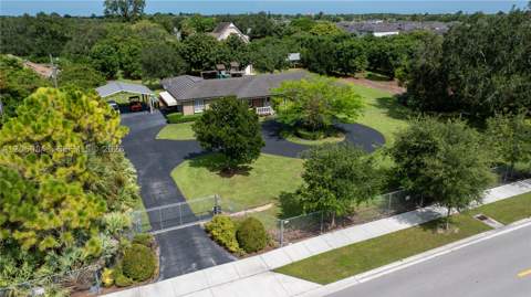 28905 SW 169 Ave, Homestead FL - photo 6 of 40