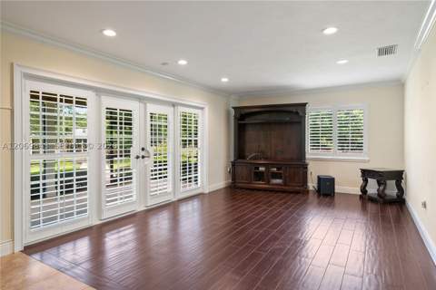 28905 SW 169 Ave, Homestead FL - photo 9 of 40
