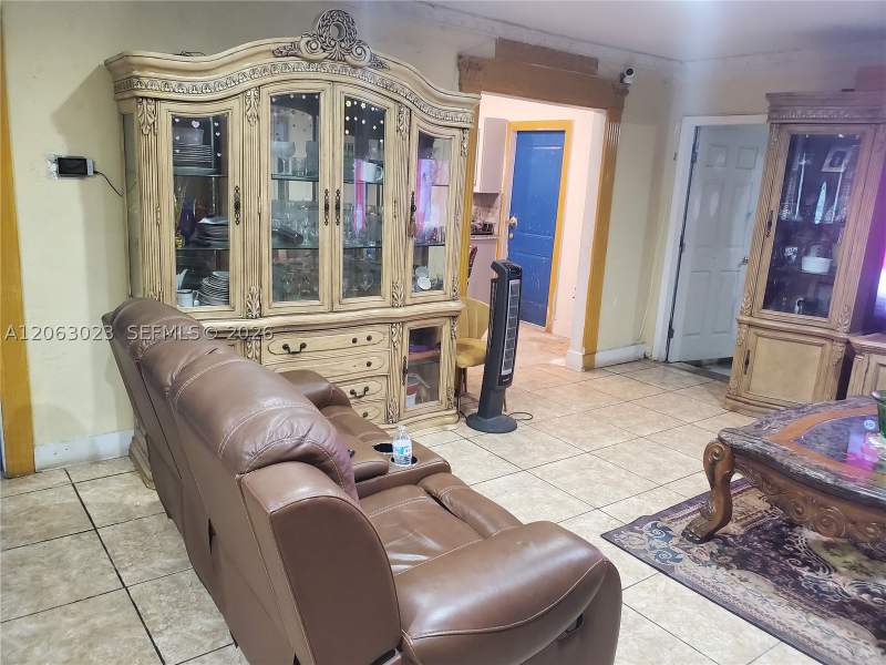 4 bedroom SingleFamilyResidence at 1341 NW 132 St, Park View Sub, Miami — photo 3