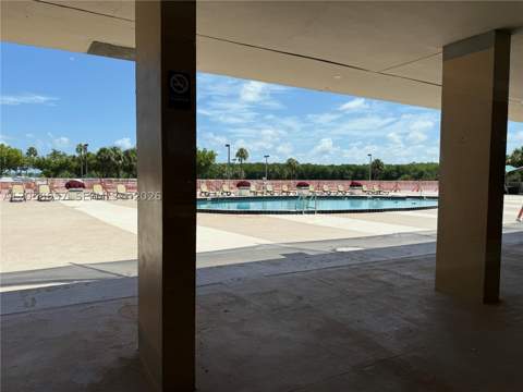 400 Kings Point Dr 311, Sunny Isles Beach FL - photo 11 of 13