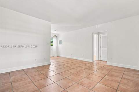 6511 Santona St C6, Coral Gables FL - photo 7 of 22