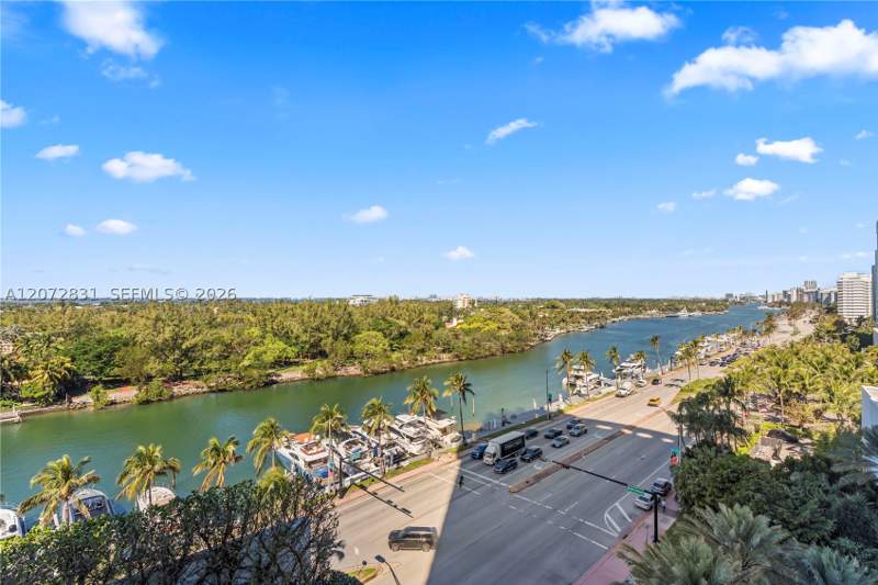 1 bedroom Condominium at 4401 Collins Ave 915, Fontainebleau II Condo, Miami Beach — photo 3