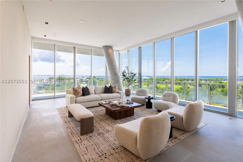 5 bedroom Condominium at 2675 S Bayshore Dr 602S, Dinner Key, Miami — photo 2