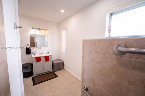 11600 NE 6th Ave, Biscayne Park FL - photo 15 of 31