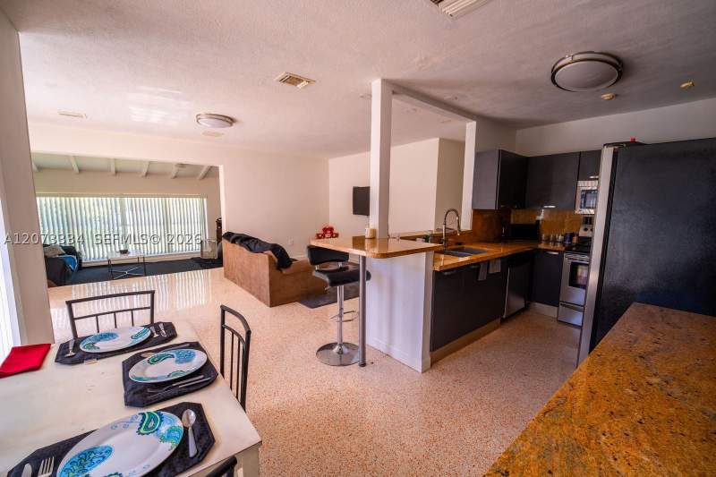 2 bedroom SingleFamilyResidence at 11600 NE 6th Ave, Biscayne Park Estates, Biscayne Park — photo 5