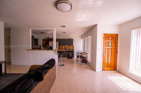 11600 NE 6th Ave, Biscayne Park FL - photo 9 of 31