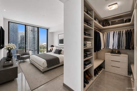 68 SE 6th St 1702, Miami FL - photo 13 of 40