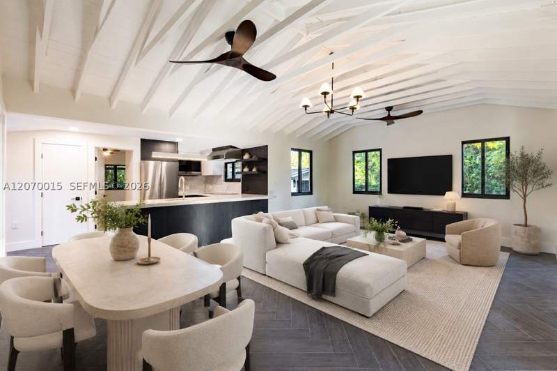 3 bedroom SingleFamilyResidence at 10901 NE 3rd Ave, Pasadena Park Sub, Miami — photo 4