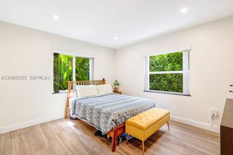 815 Monterey St, Coral Gables FL - photo 7 of 25