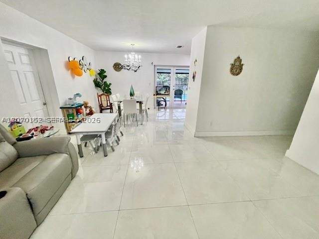 5 bedroom SingleFamilyResidence at 10891 N Snapper Creek Dr, Westwood Ests Sec 2 2nd A, Miami — photo 4