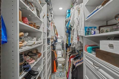 15431 SW 177th Ter, Miami FL - photo 17 of 38