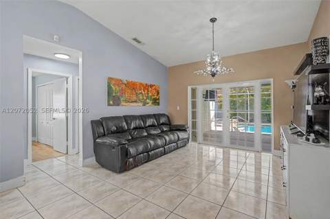 15431 SW 177th Ter, Miami FL - photo 7 of 38