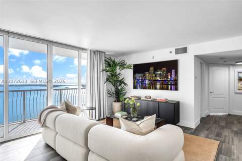 1200 Brickell Bay Dr 2501, Miami FL - photo 18 of 33