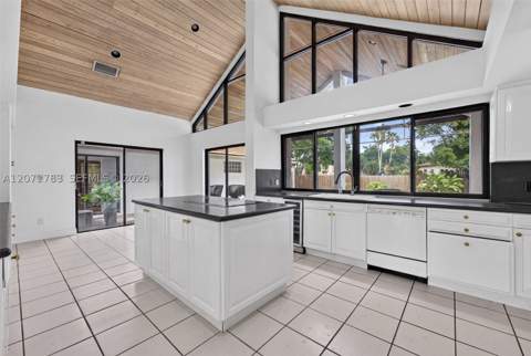 14321 SW 99th Ct, Miami FL - photo 12 of 57