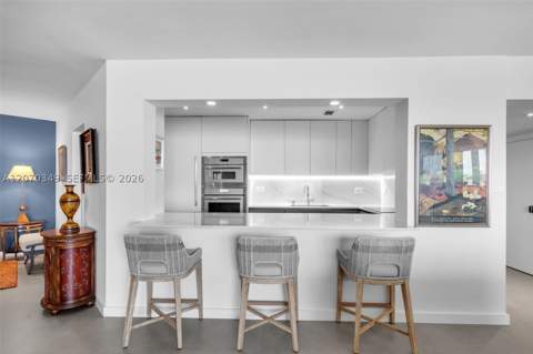 200 Ocean Lane Dr Pb4, Key Biscayne FL - photo 9 of 49
