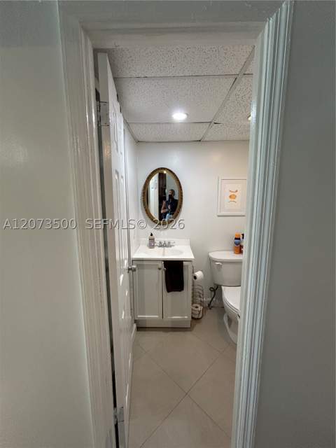 6450 Collins Ave 707, Miami Beach FL - photo 23 of 66