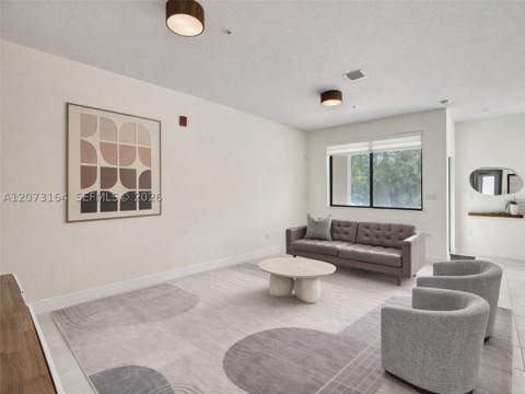 8001 NW 41st St F-109, Doral FL - photo 7 of 23