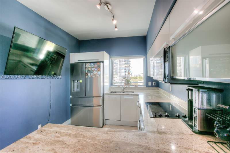 2 bedroom Condominium at 601 NE 36th St 710, Blue Condo, Miami — photo 4