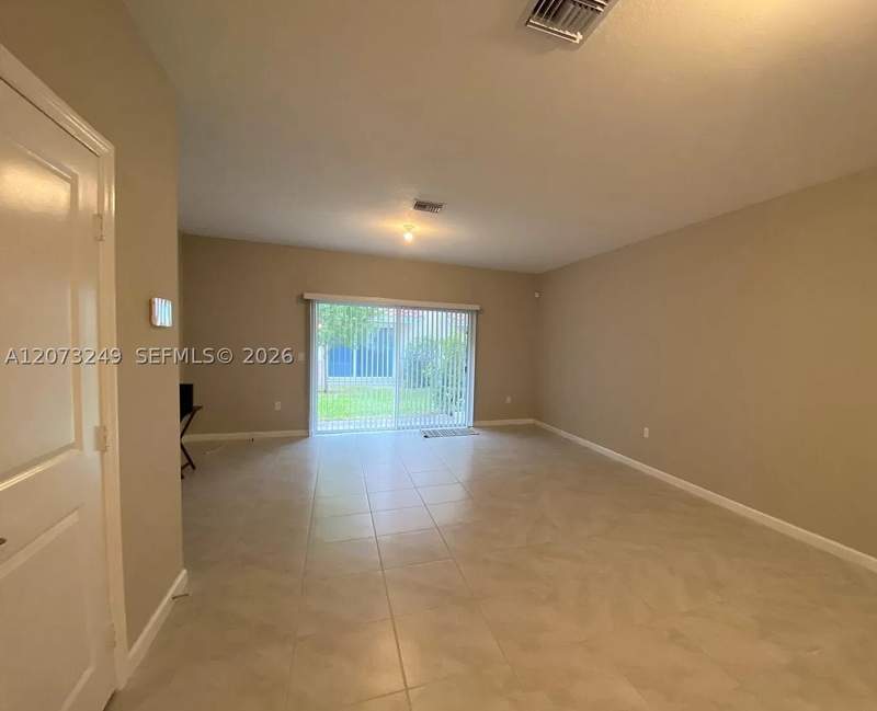 3 bedroom Condominium at 2810 NW 181st St, Princeton, Miami Gardens — photo 4
