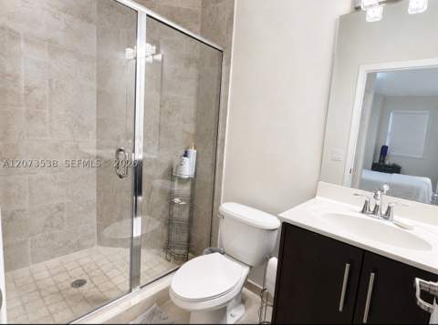 5930 NW 104th Path, Doral FL - photo 16 of 22