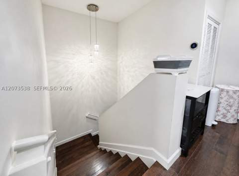 5930 NW 104th Path, Doral FL - photo 8 of 22