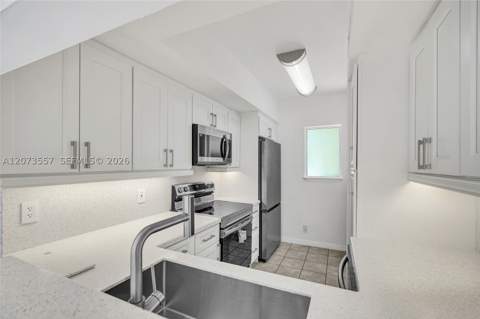 120 Jefferson Ave 12004, Miami Beach FL - photo 12 of 50
