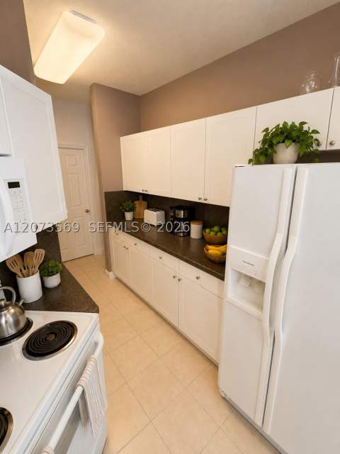 12244 SW 123rd Pl, Miami FL - photo 10 of 28