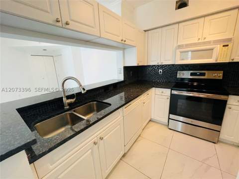 17150 N Bay Rd 2902, Sunny Isles Beach FL - photo 7 of 40