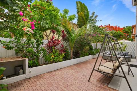 8741 NW 110th Ave, Doral FL - photo 23 of 53