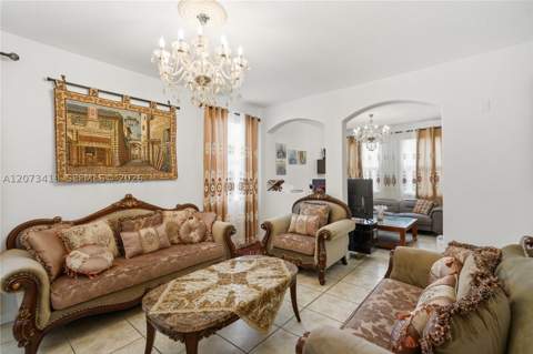 8741 NW 110th Ave, Doral FL - photo 6 of 53