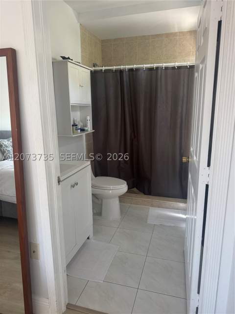 323 Navarre Ave 301, Coral Gables FL - photo 9 of 23