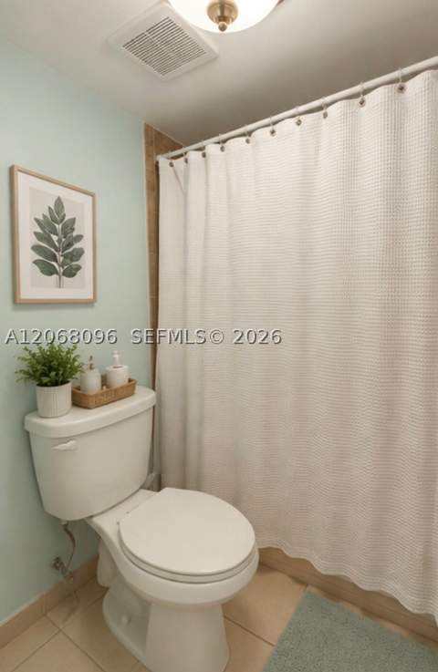 19771 SW 114th Ave 126, Miami FL - photo 9 of 12
