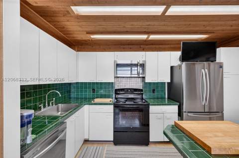 3350 NE 192nd St 5H-B, Aventura FL - photo 13 of 35