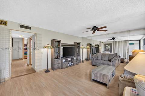 3350 NE 192nd St 5H-B, Aventura FL - photo 9 of 35