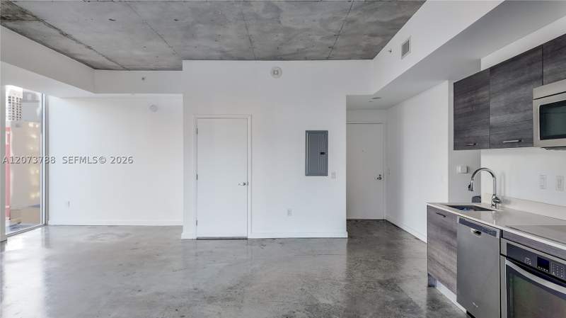 2 bedroom Condominium at 151 SE 1st St 811, Centro Condo, Miami — photo 3