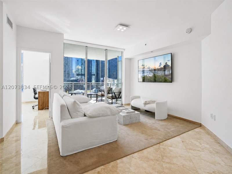2 bedroom Condominium at 350 S Miami Ave 2304, Wind Condo, Miami — photo 3