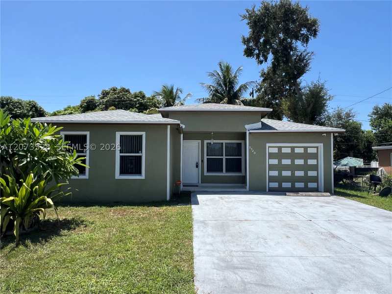 3 bedroom SingleFamilyResidence at 3520 NW 213th Ter, Liberty Gardens, Miami Gardens — photo 1