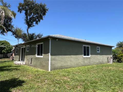 3520 NW 213th Ter, Miami Gardens FL - photo 24 of 30