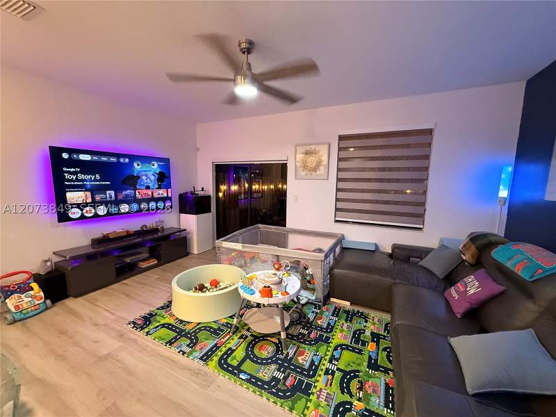 3 bedroom Townhouse at 18062 SW 147th Ct, Bowtie Subdivision, Miami — photo 5