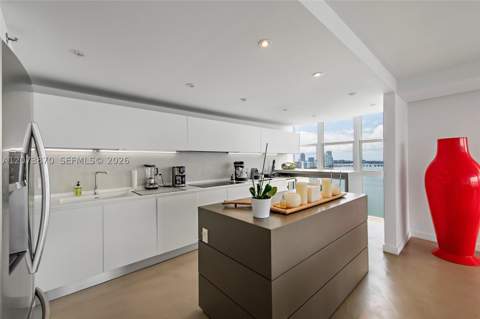 9 Island Ave 2207, Miami Beach FL - photo 11 of 35