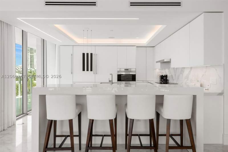 3 bedroom Condominium at 1201 20th St Ph06, Island View Addn, Miami Beach — photo 4