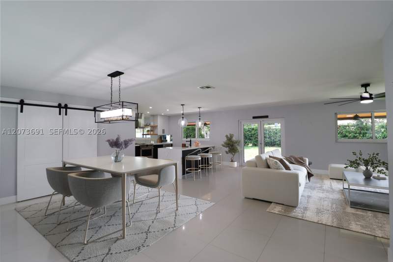 3 bedroom SingleFamilyResidence at 8123 SW 95th Ct, Heftler Homes Sunset Park, Miami — photo 2