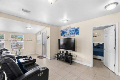 3073 NW 59th St, Miami FL - photo 7 of 35