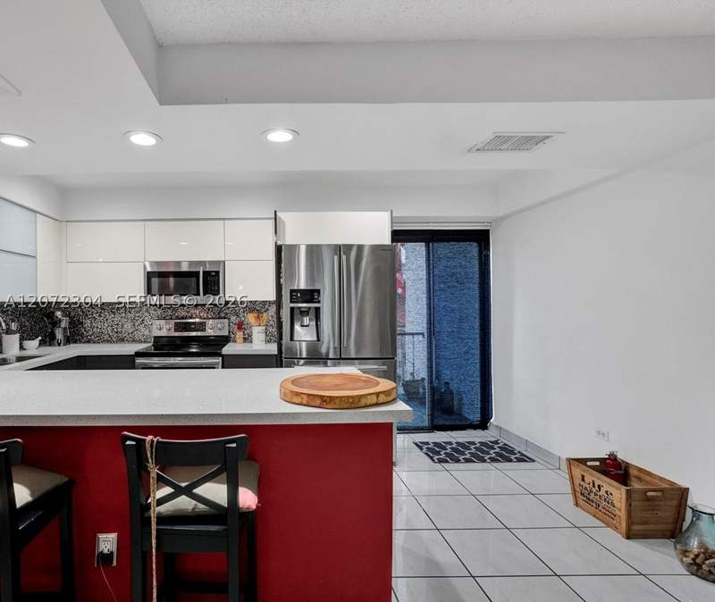 3 bedroom Condominium at 6821 Brookline Dr 6821, Country Club Of Miami Con, Hialeah — photo 5
